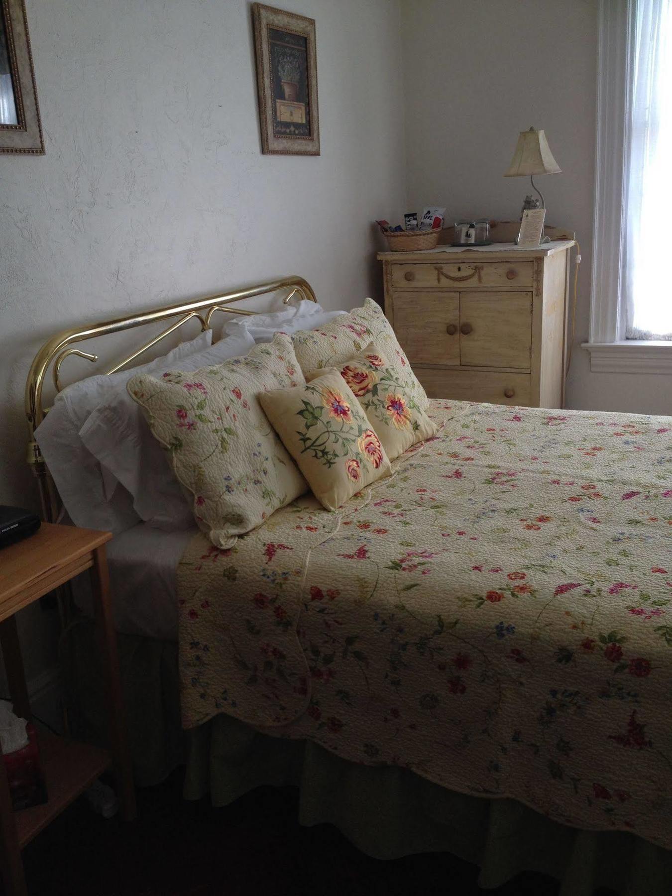 Red Lion Bed & Breakfast Εξωτερικό φωτογραφία